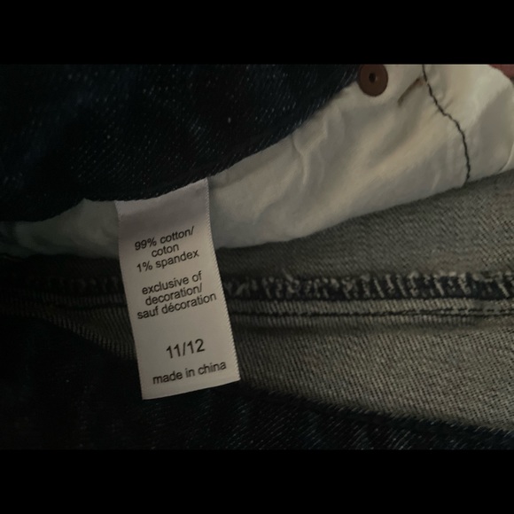 Maurice’s size 11/12 denim shorts - Picture 2 of 2